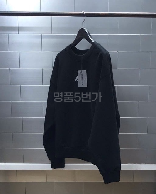 발렌시아가 액티브웨어 체스트 로고 맨투맨 상품 이미지 3